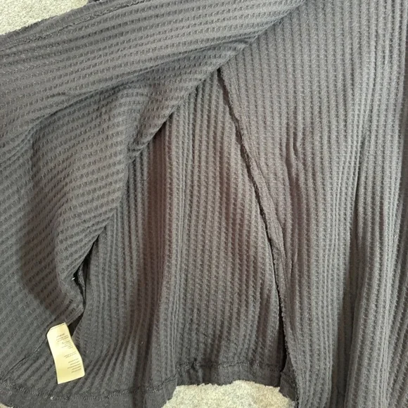 Free People Waffle Knit Boho Relaxed Fit Cowl Neck Sweater Size Small - Picture 10 of 16